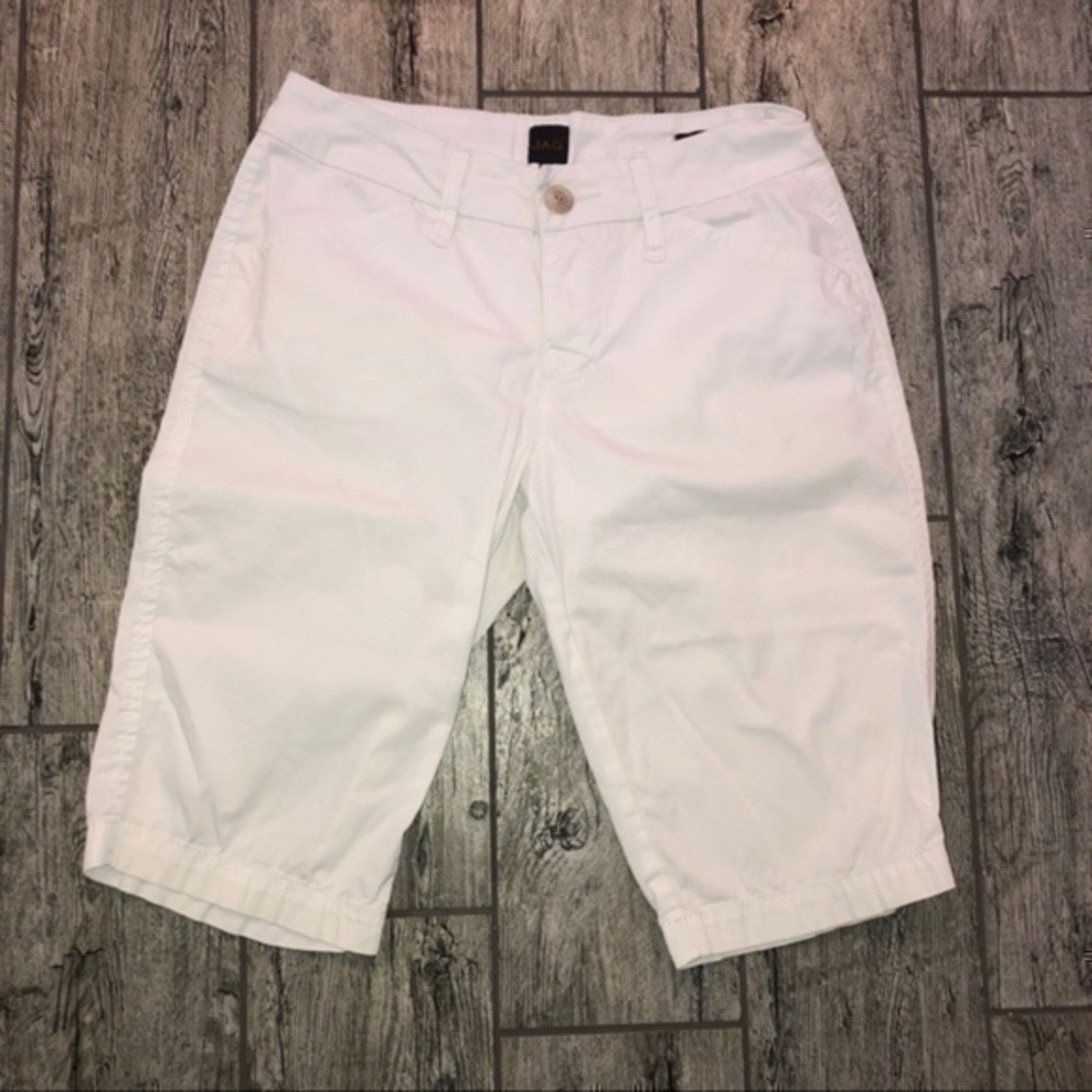 JAG white knee length shorts